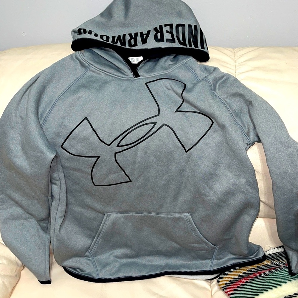 Under Armour hooded pull over
